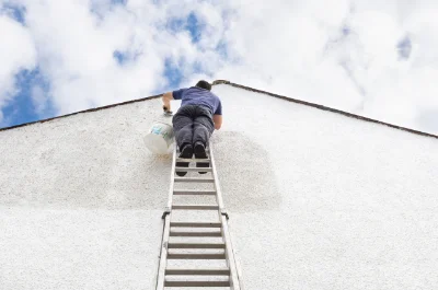 Peinture extérieure à Montgradail — façades et ravalement